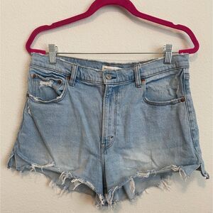 Abercrombie & Fitch Women's The Cutoff Short Highrise